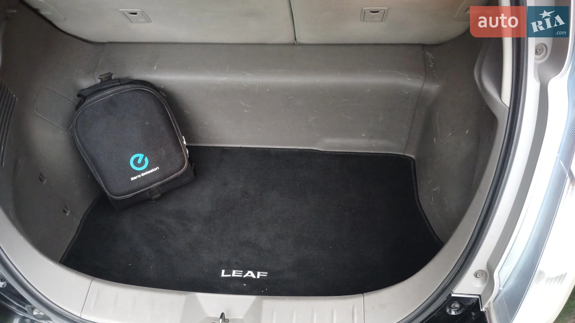 2011 Nissan Leaf - мініатюра 10
