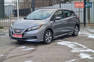 Хетчбек Nissan Leaf 2021 в Сумах