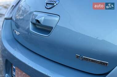 Хэтчбек Nissan Leaf 2016 в Ровно