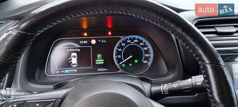 Хетчбек Nissan Leaf 2017 в Бориславі