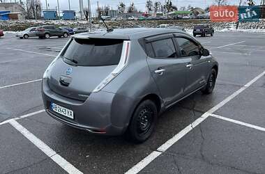 Хэтчбек Nissan Leaf 2016 в Виннице