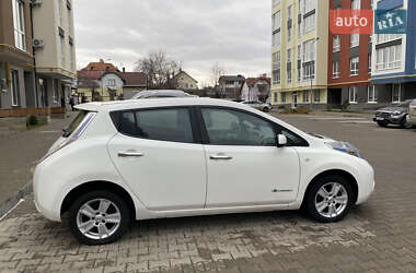 Хетчбек Nissan Leaf 2014 в Чернівцях