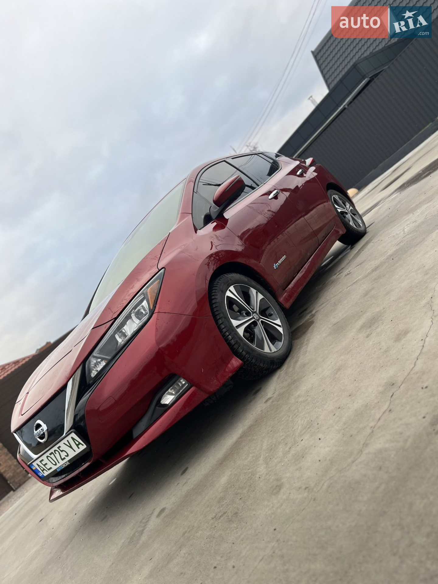 2017 Nissan Leaf - мініатюра 10