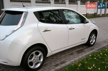 Хэтчбек Nissan Leaf 2016 в Ровно