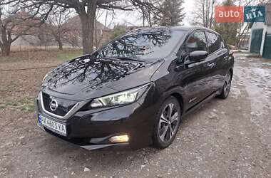 Хэтчбек Nissan Leaf 2018 в Мерефа