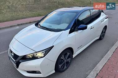 Хетчбек Nissan Leaf 2018 в Києві