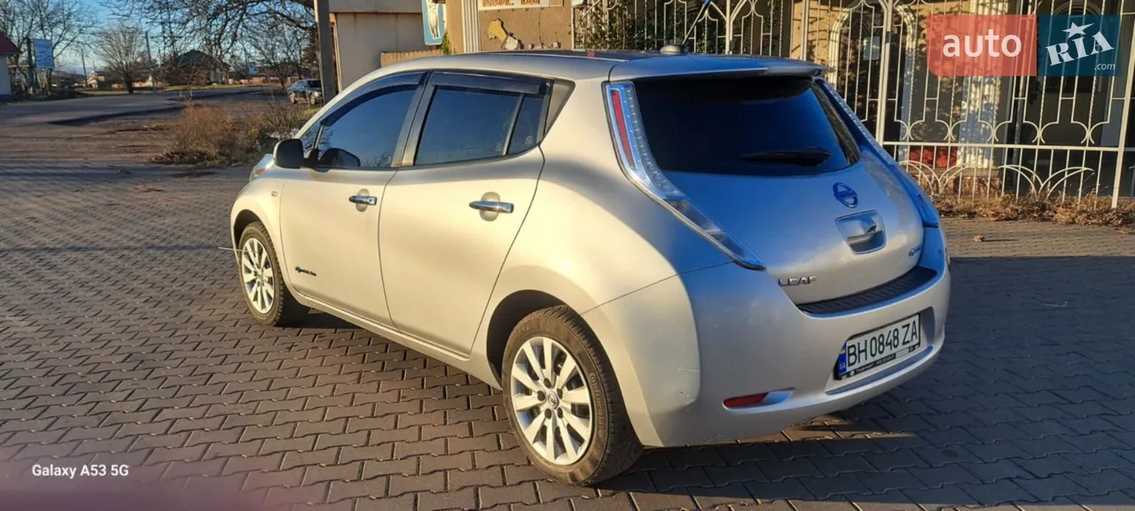 2011 Nissan Leaf - мініатюра 10