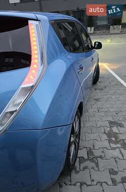 Хетчбек Nissan Leaf 2013 в Львові