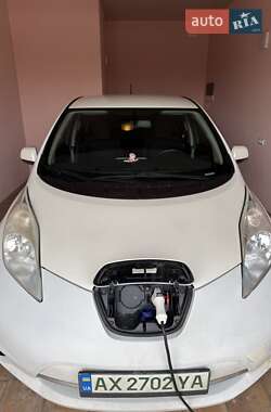 Хетчбек Nissan Leaf 2015 в Харкові