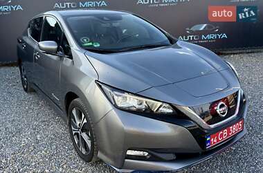 Хэтчбек Nissan Leaf 2020 в Самборе