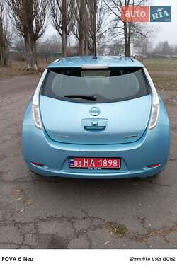 Хетчбек Nissan Leaf 2014 в Ніжині