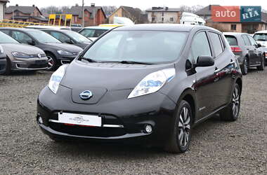 Хэтчбек Nissan Leaf 2015 в 