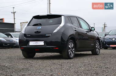 Хэтчбек Nissan Leaf 2015 в 