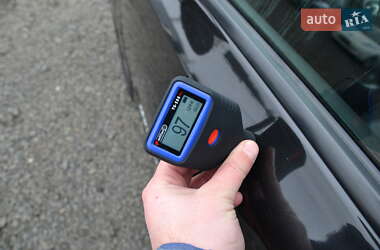 Хэтчбек Nissan Leaf 2015 в 