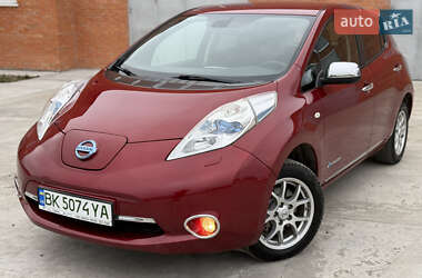 Хетчбек Nissan Leaf 2014 в Сарнах