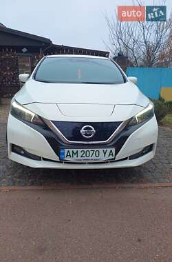 Хетчбек Nissan Leaf 2018 в Коростені