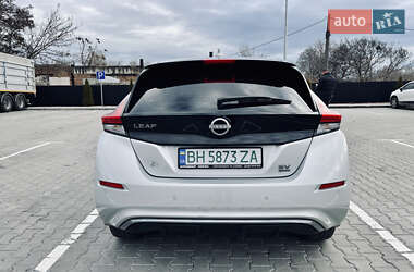 Хетчбек Nissan Leaf 2022 в Одесі