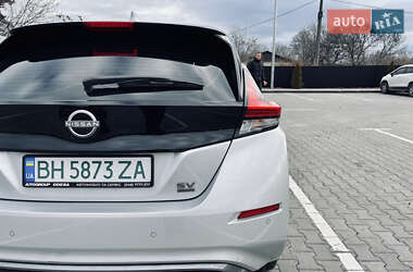 Хетчбек Nissan Leaf 2022 в Одесі