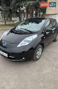 Хетчбек Nissan Leaf 2012 в Коростишеві