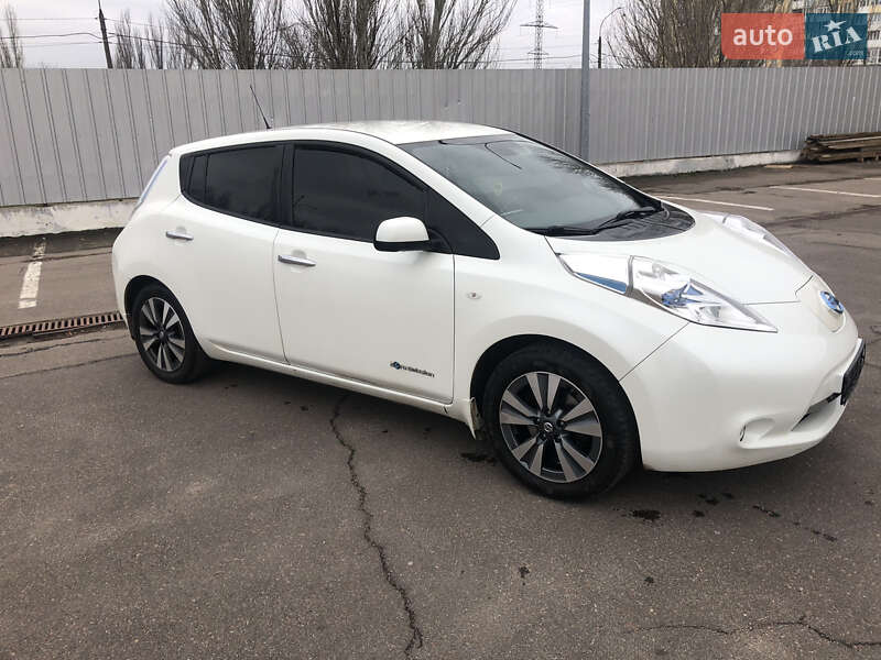Хэтчбек Nissan Leaf 2016 в Николаеве фото 3 Хэтчбек Nissan Leaf 2016 в Николаеве