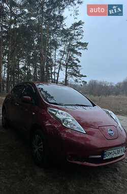 Хетчбек Nissan Leaf 2015 в Сумах