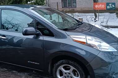 Хэтчбек Nissan Leaf 2013 в Львове