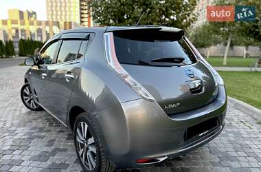 Хетчбек Nissan Leaf 2014 в Дніпрі