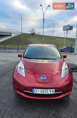 Хетчбек Nissan Leaf 2015 в Києві