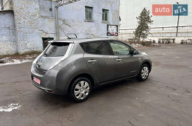 Хетчбек Nissan Leaf 2014 в Радивиліві