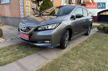 Хетчбек Nissan Leaf 2019 в Черкасах