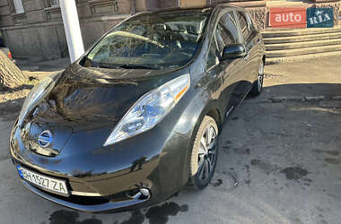 Хетчбек Nissan Leaf 2015 в Одесі