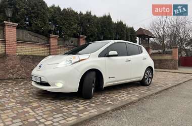 Хетчбек Nissan Leaf 2016 в Києві