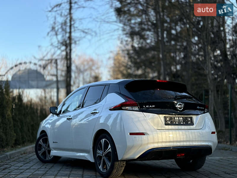 Хэтчбек Nissan Leaf 2019 в Дрогобыче