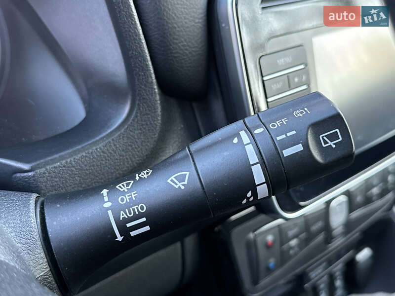 Хэтчбек Nissan Leaf 2019 в Дрогобыче