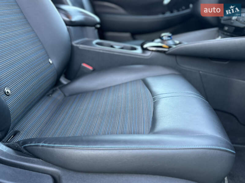 Хэтчбек Nissan Leaf 2019 в Дрогобыче