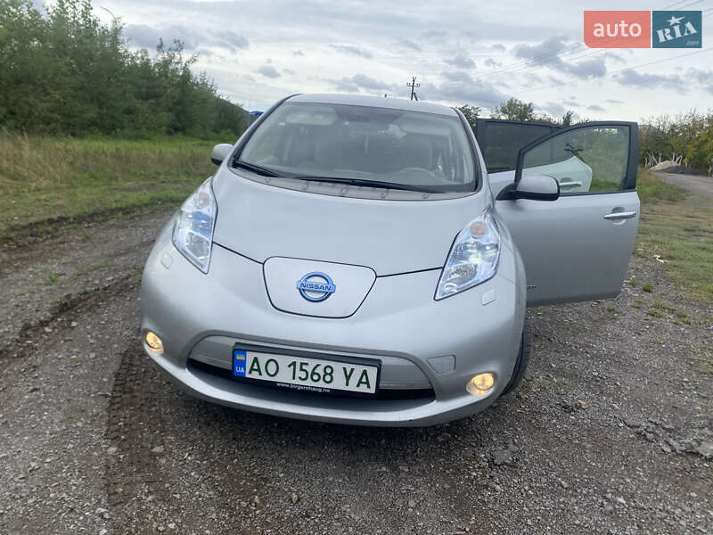 Nissan Leaf 2012