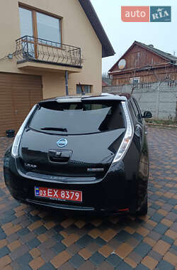 Хетчбек Nissan Leaf 2015 в Первомайську