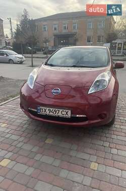 Хетчбек Nissan Leaf 2014 в Полонному