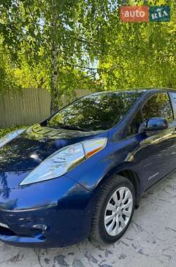 Хэтчбек Nissan Leaf 2017 в 