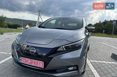 Хэтчбек Nissan Leaf 2022 в Залещиках