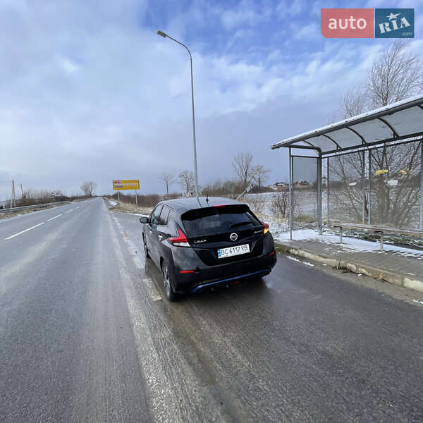 Хетчбек Nissan Leaf 2018 в Львові