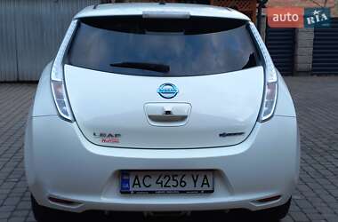 Хетчбек Nissan Leaf 2016 в Луцьку