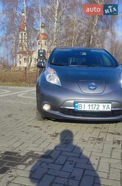 Хетчбек Nissan Leaf 2016 в Кременчуці