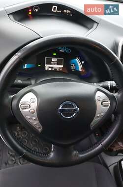 Хэтчбек Nissan Leaf 2014 в Луцке