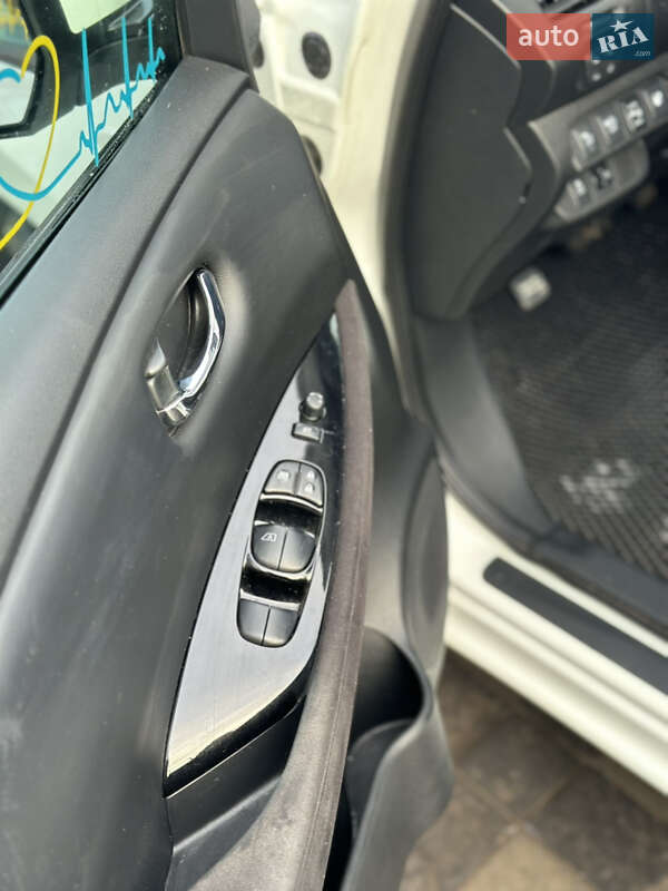 Хэтчбек Nissan Leaf 2016 в Виннице фото 23 Хэтчбек Nissan Leaf 2016 в Виннице