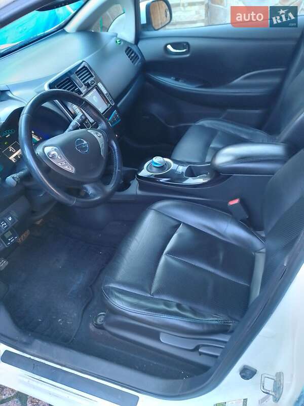 Хетчбек Nissan Leaf 2014 в Кременчуці фото 14 Хетчбек Nissan Leaf 2014 в Кременчуці