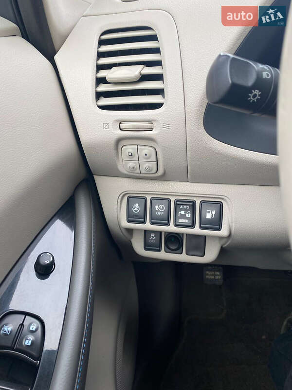 Хетчбек Nissan Leaf 2015 в Броварах фото 17 Хетчбек Nissan Leaf 2015 в Броварах