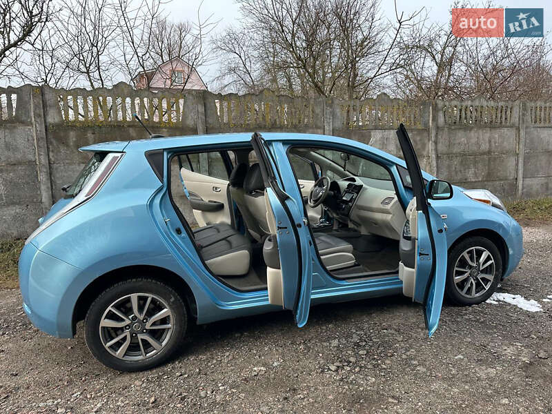 Хетчбек Nissan Leaf 2015 в Броварах фото 34 Хетчбек Nissan Leaf 2015 в Броварах