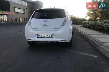 Хетчбек Nissan Leaf 2017 в 