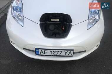 Хетчбек Nissan Leaf 2017 в 